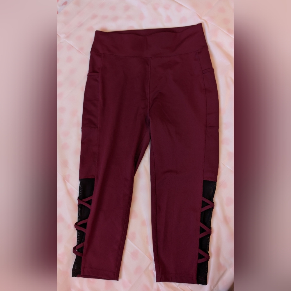 POP Fit Women's Lily Crop Leggings, XL Burgundy with Black Mesh